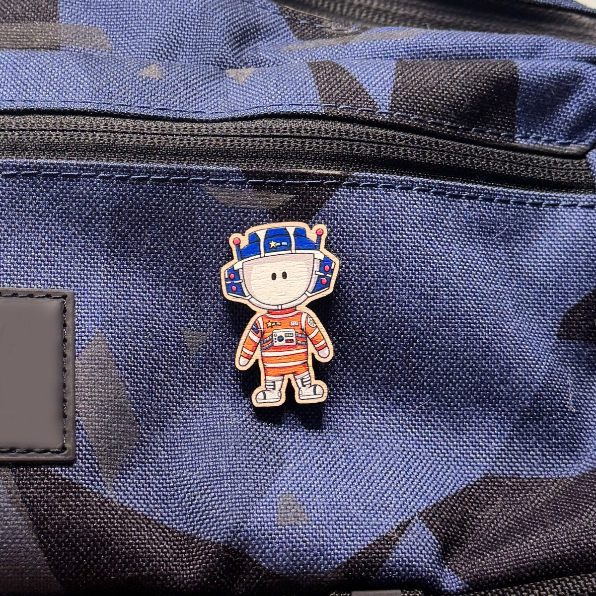 Astronaut - Wooden Pin